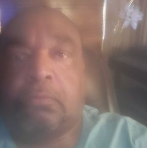 Meet your Posher, Gregory